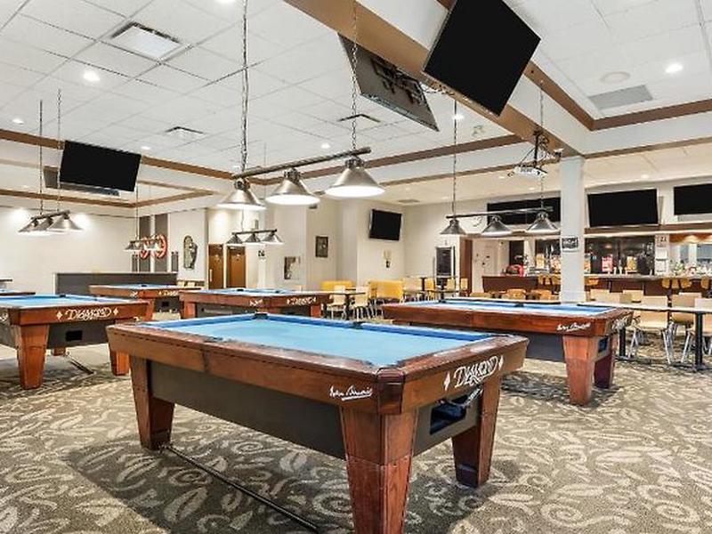 Days Inn by Wyndham Airdrie