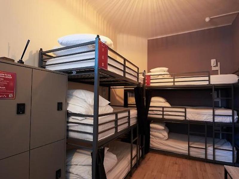 Revolver Hotel