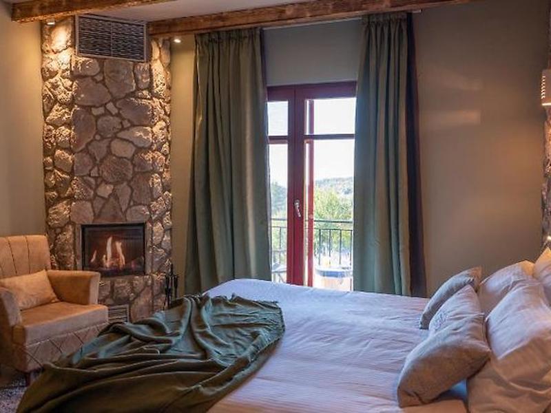 Rouista Tzoumerka Resort