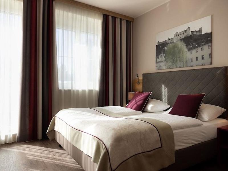 Hotel Max 70