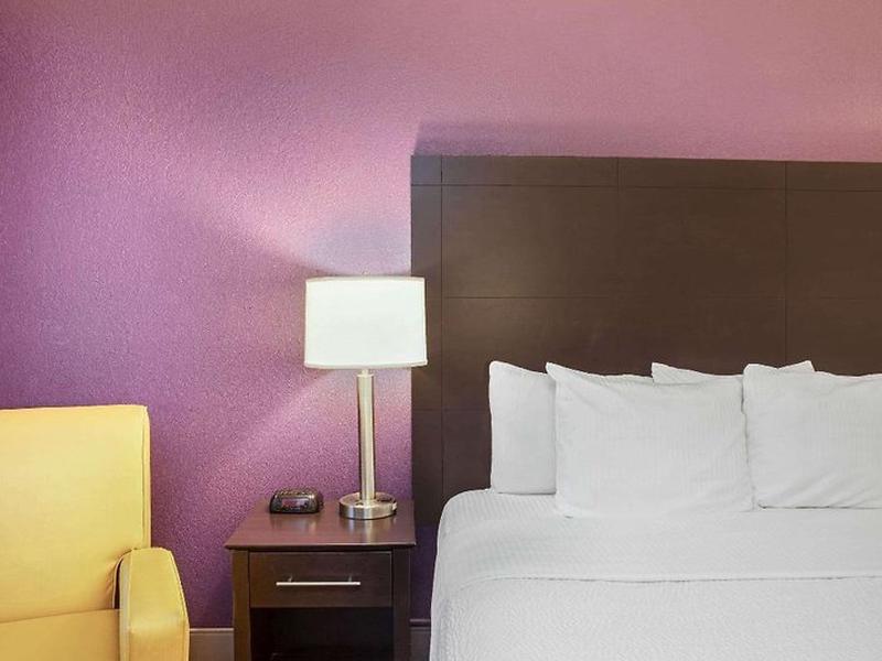 La Quinta Inn by Wyndham Miami Airport North