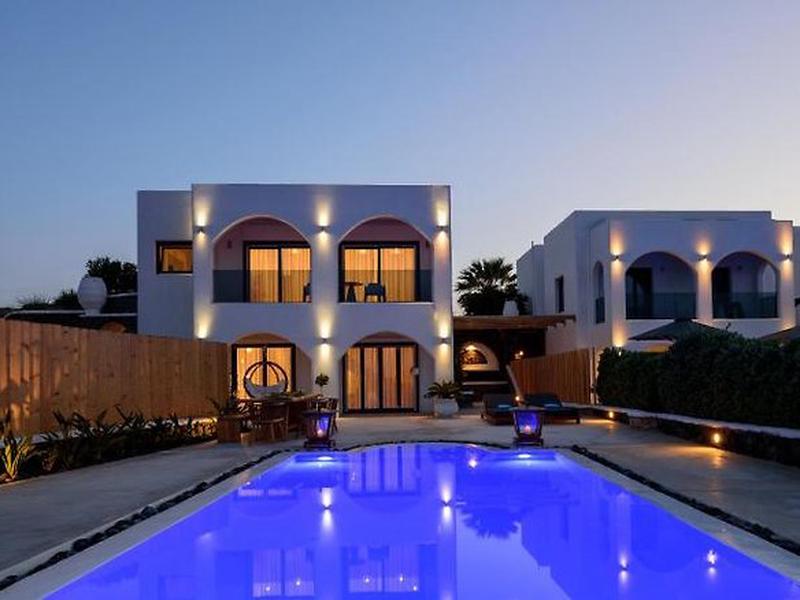 Amor Hideaway Villas