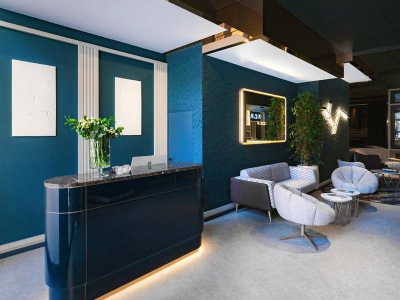 Axis Porto Club