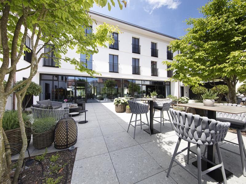 4K Hotel