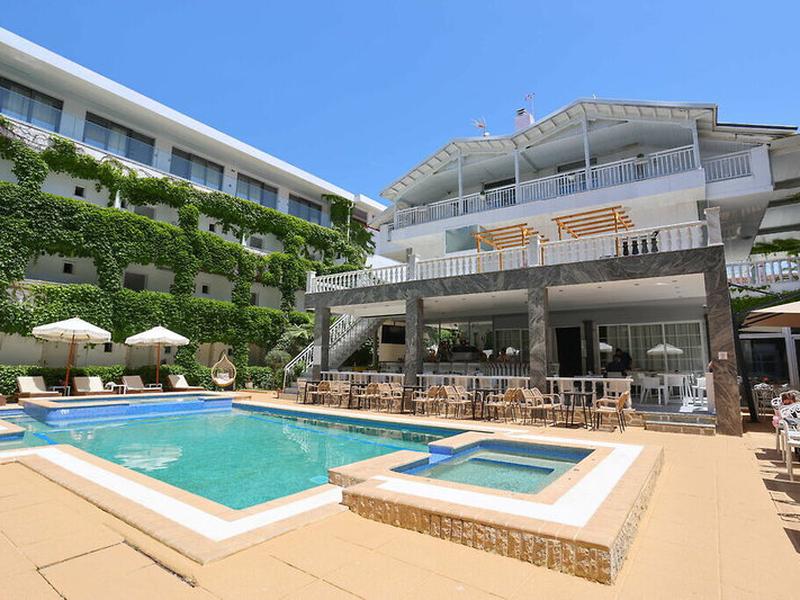 Olympic Kosmas Hotel & Villas