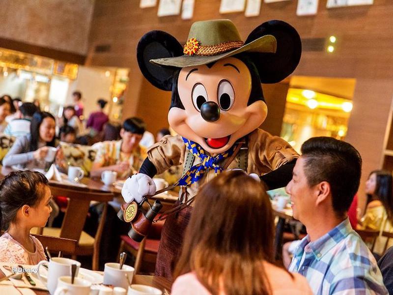 Disney Explorers Lodge