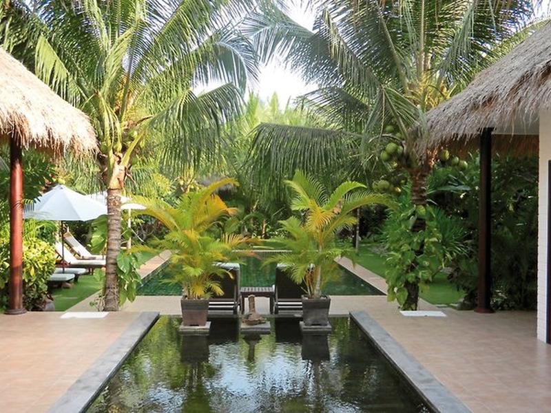 Cham Villas