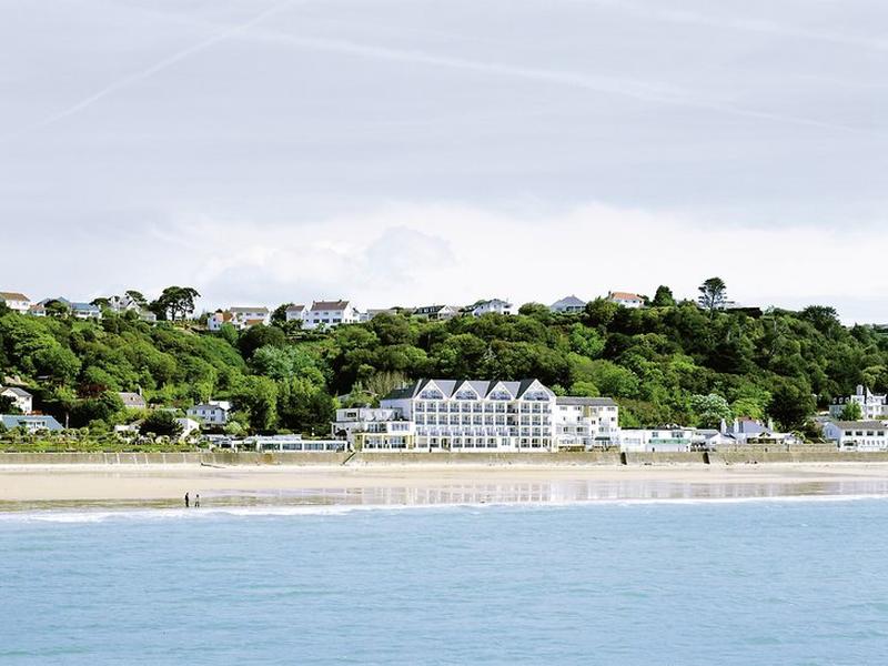 Golden Sands Hotel