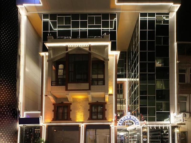 Alpinn Hotel
