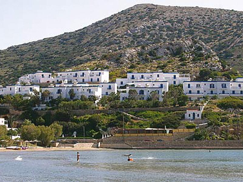 Dolphin Bay Seaside Resort & Suites