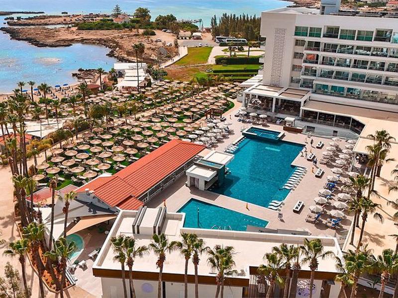 Cavo Maris Beach