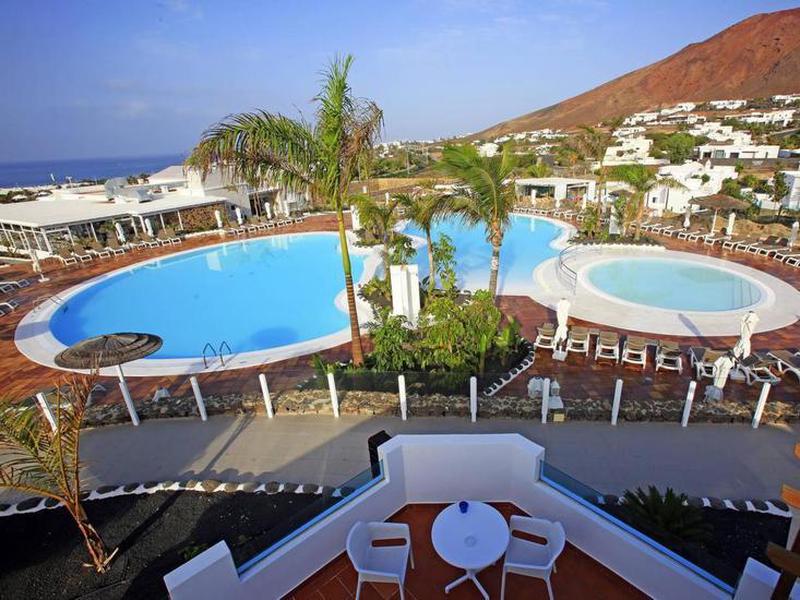 Alyssa Suite Hotel