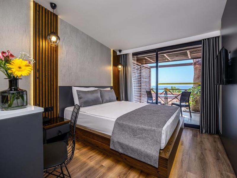 Adora Calma Beach Hotel