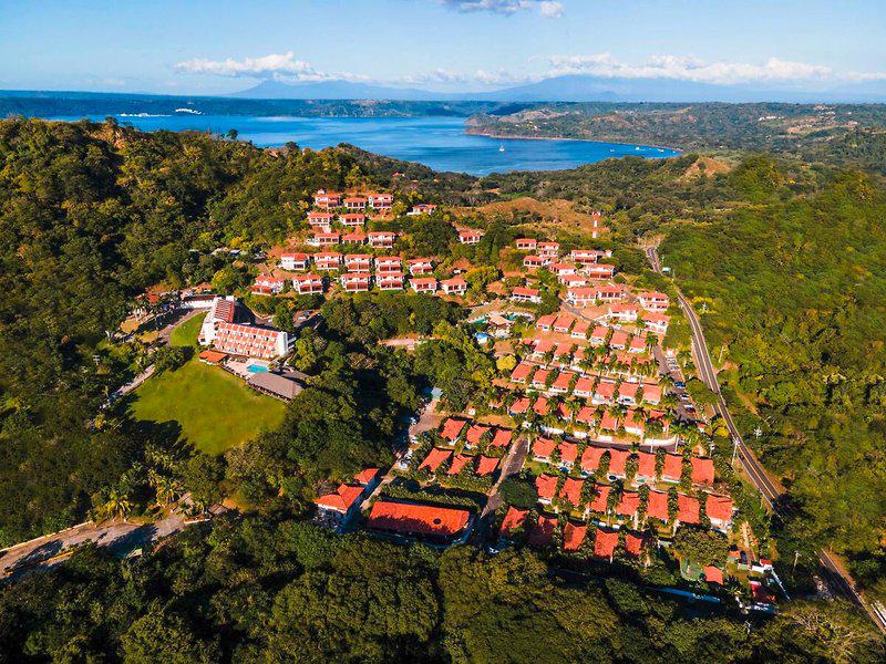 Villas Sol Hotel & Beach Resort