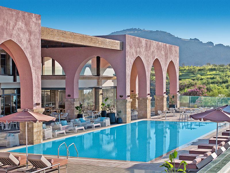 Boutique 5 Hotel & Spa