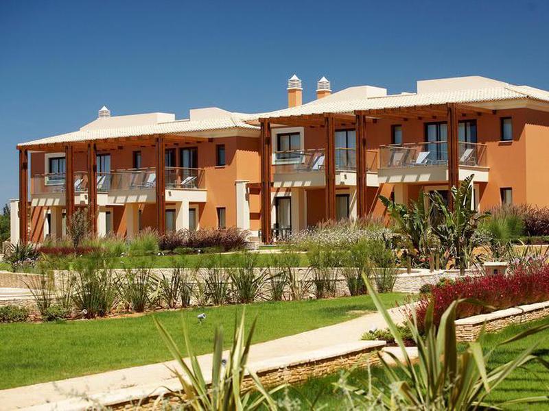 Ozadi Tavira Hotel