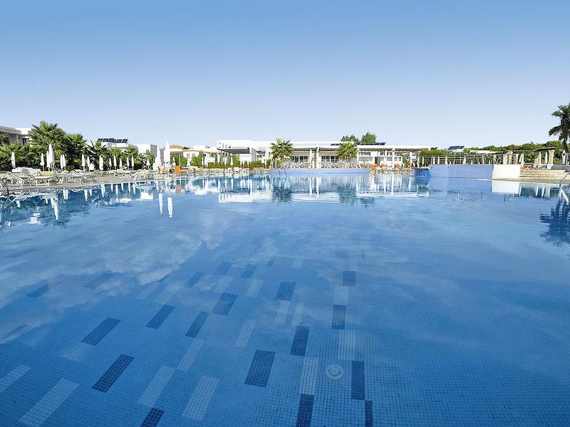 Riva Marina Resort