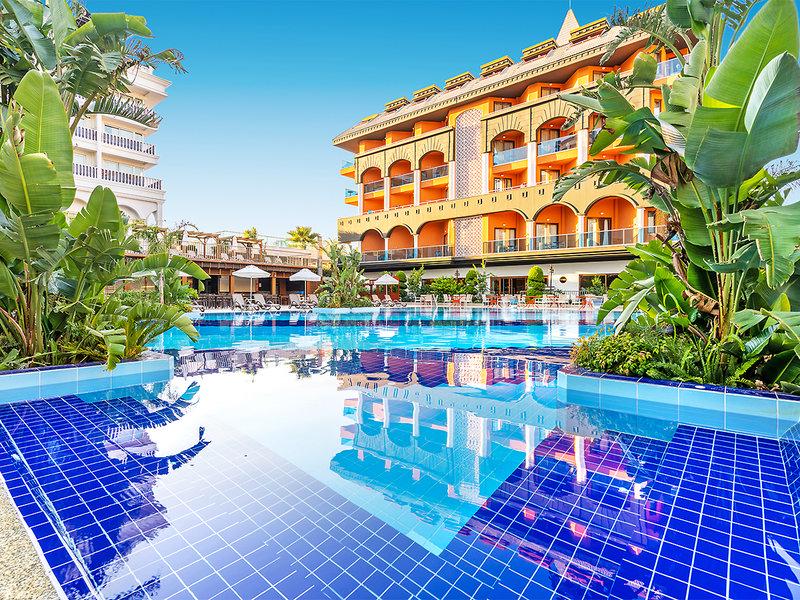 Hotel Orange Palace Side