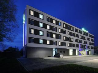 Holiday Inn Express Friedrichshafen (tr)