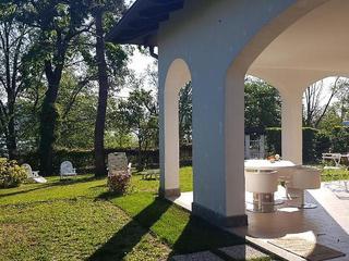 Ritratto Sul Lago (tr)