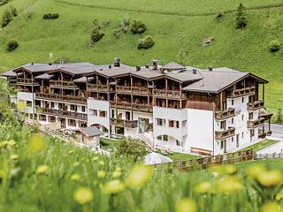 Almina Family & Spa (tr)