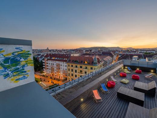 Dean's Home Budapest