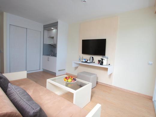 HL Suite Nardos Hotel