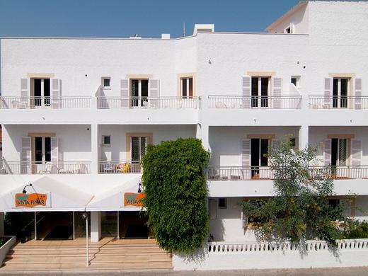 Chevy Hotel & Suites