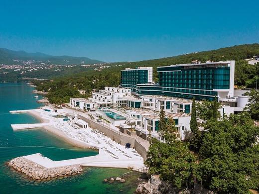 Hilton Costabella Beach