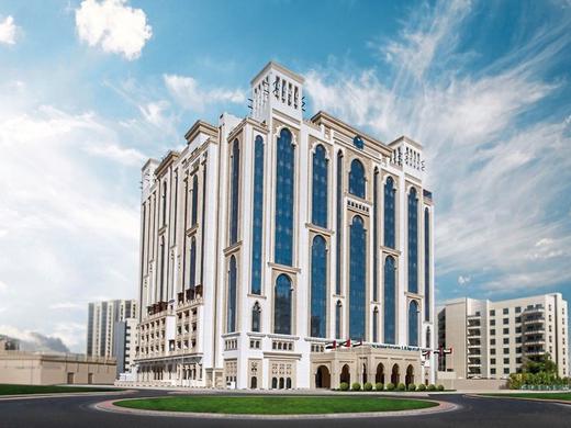 Al Jaddaf Rotana Suite Hotel