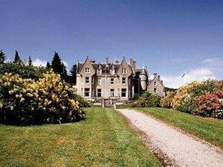 Zu Gast in Schottlands Herrenhäusern (tt)