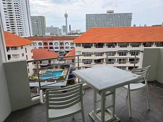 Jomtien Plaza Residence (tt)