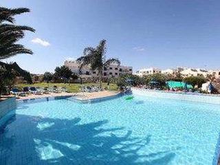 Captain Karas Holidays Apartments (tt)