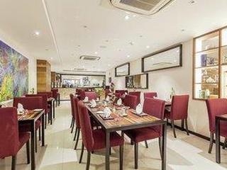 The Somerset Hotel (tt)