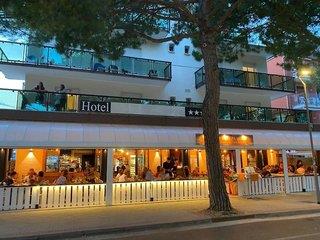 La Maison Hotel (tt)