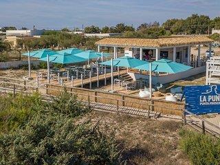 Porto Cesareo Camping by Happy Camp (tt)