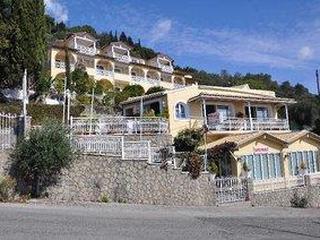 Mazis Appartments (tt)