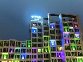 Tivoli Hotel & Congress Center (tt)