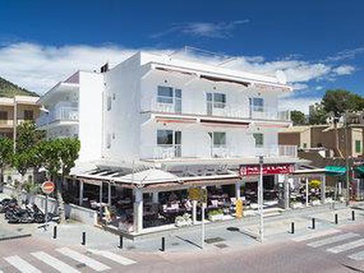 Neptuno Paguera Hostal