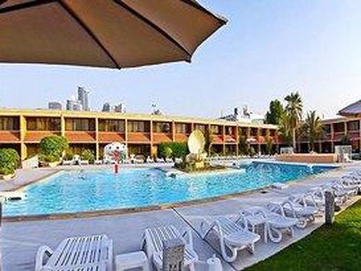 LouLoua Beach Resort