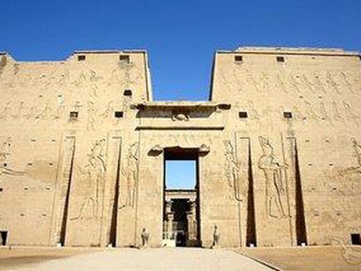 Ägypten Total mit Nilkreuzfahrt Memnon Komfort-Class & Pickalbatros Royal Moderna Resort