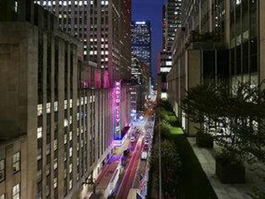 DoubleTree by Hilton New York Midtown Fifth Avenue