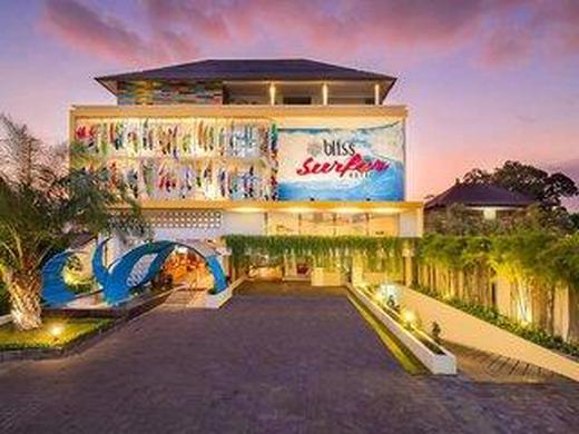 Bliss Surfer Hotel