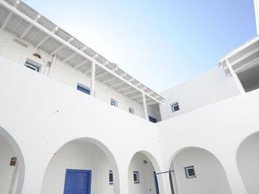Galatis Hotel