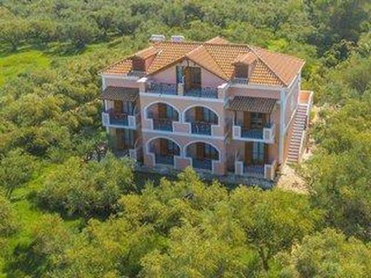 Kavos Psarou Studios und Apartments