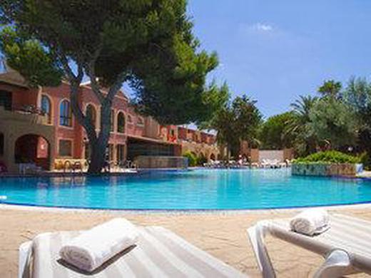 Club Andria Apartments