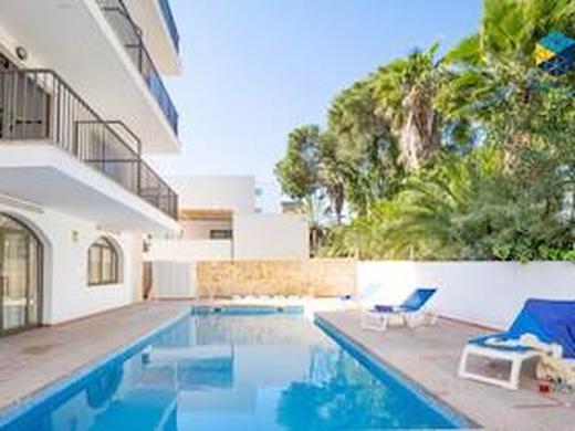 Bella Maria Apartments