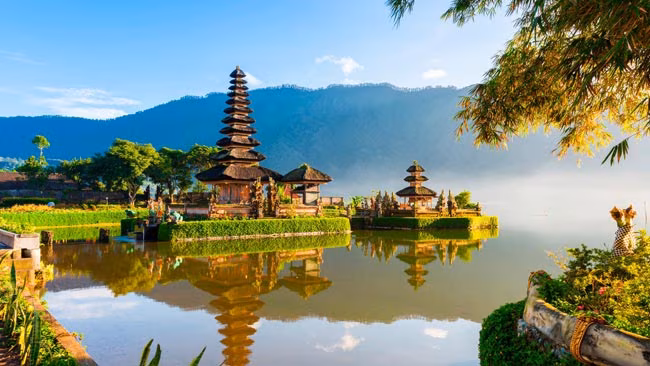 Indonesien - Bali, Hinduistischer Wassertempel Pura Ulun Danu Bratan am Ufer des Bratan-Sees