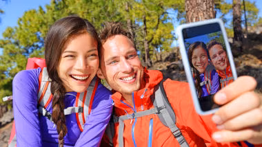 Frau Mann Selfie Paar Urlaub