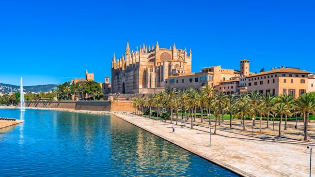 Spanien - Mallorca, Blick auf die Kathedrale La Seu und Parc De La Mar